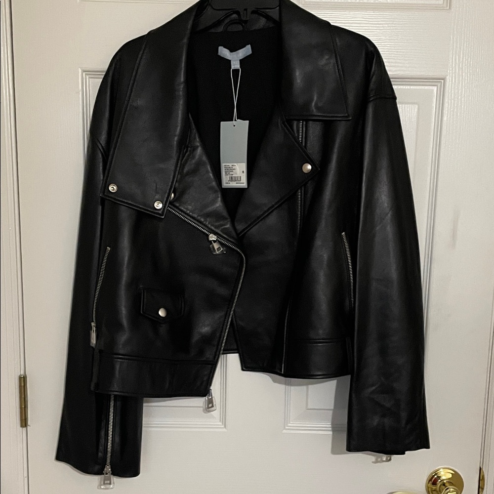 ANTONIO MELANI Sleek Black Leather Jacket